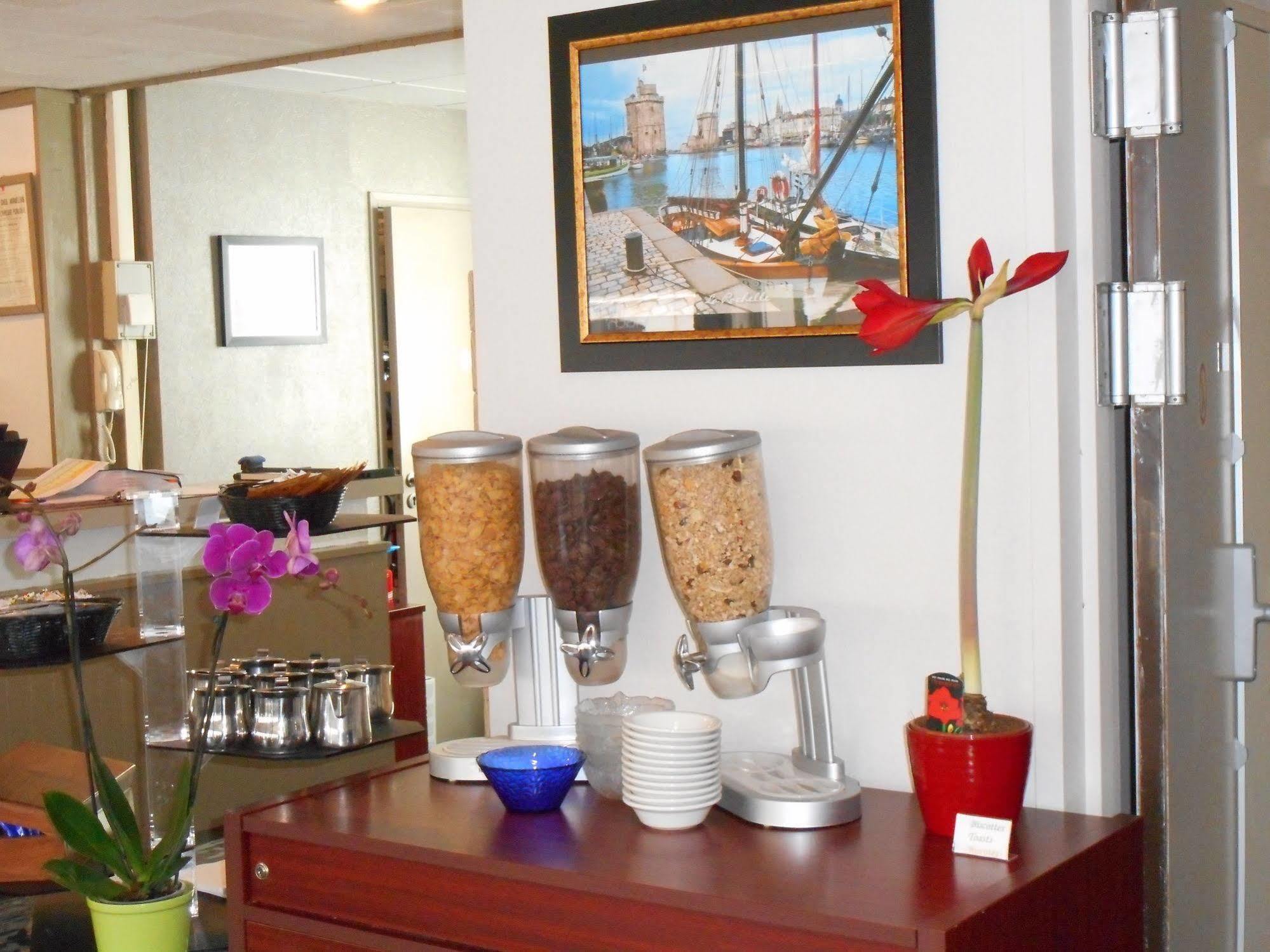 Hotel Les Gens De Mer La Rochelle La Rochelle  Zewnętrze zdjęcie